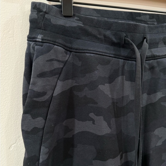 lululemon scuba high-rise french terry jogger size 6 - Picture 8 of 14